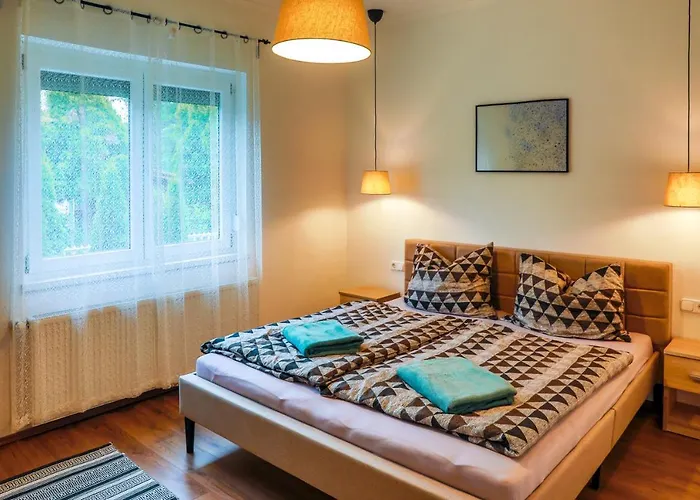 Bardio * Balatonmáriafürdő